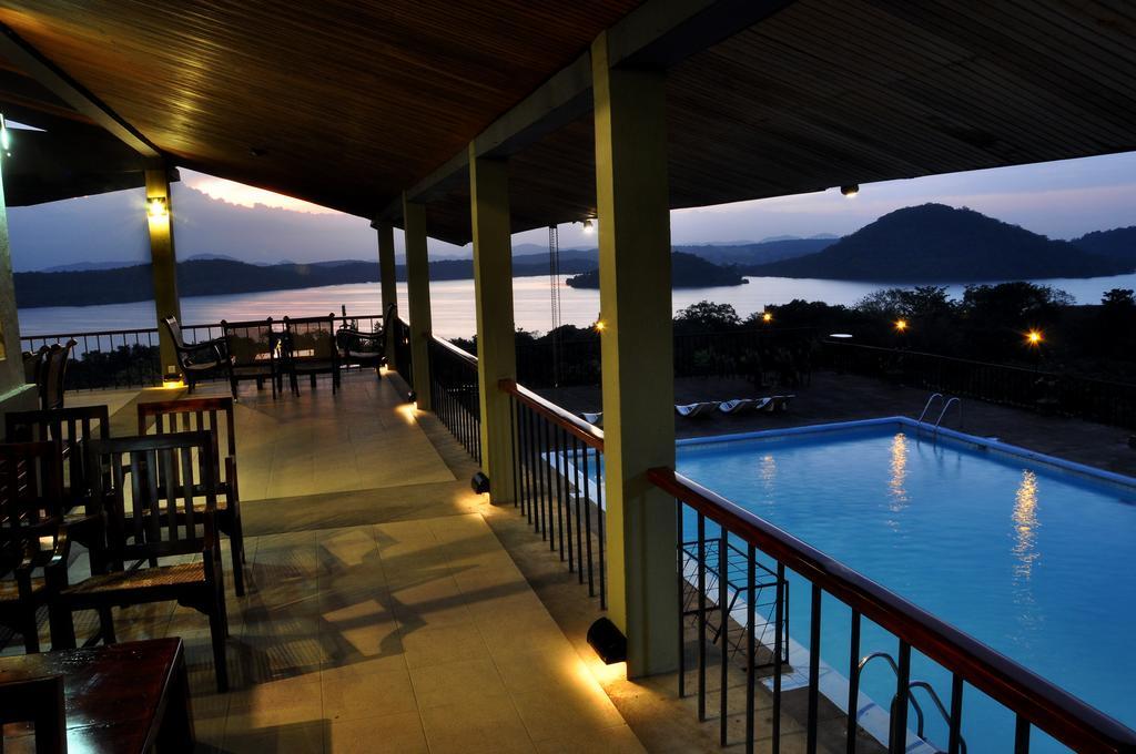 Giritale Hotel Polonnaruwa Zewnętrze zdjęcie